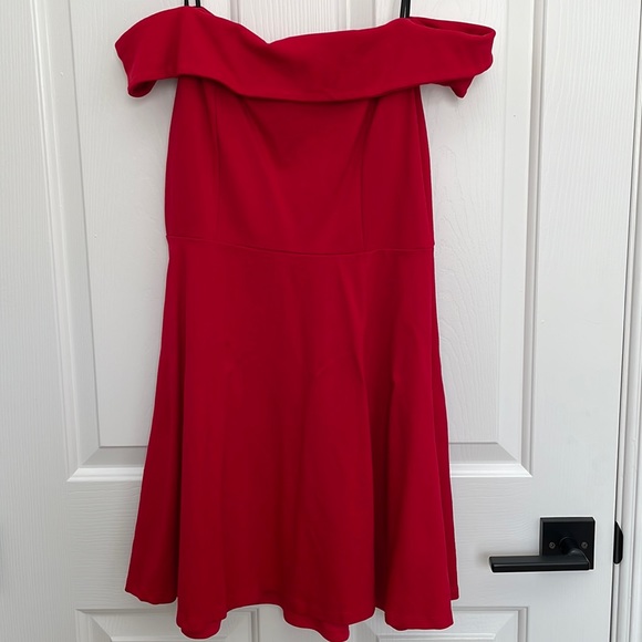Dresses & Skirts - Off shoulder red flutter dress